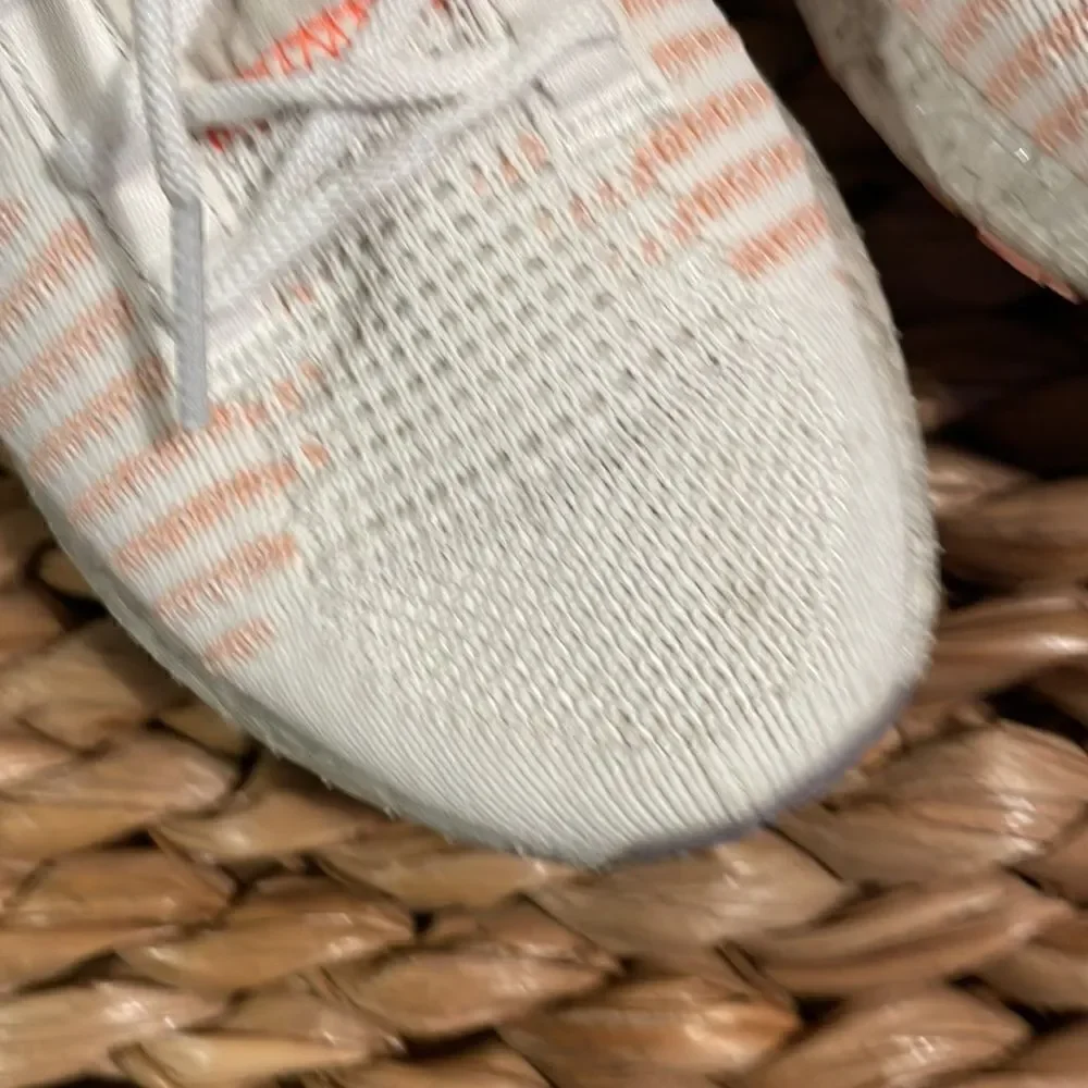 Adidas Running PulseBoost HD 'Orchid Tint' Size 8